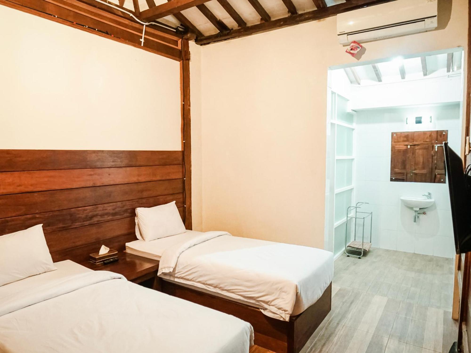 Pendhapa Art Space - Pas Limasan Homestay Prawirotaman Εξωτερικό φωτογραφία