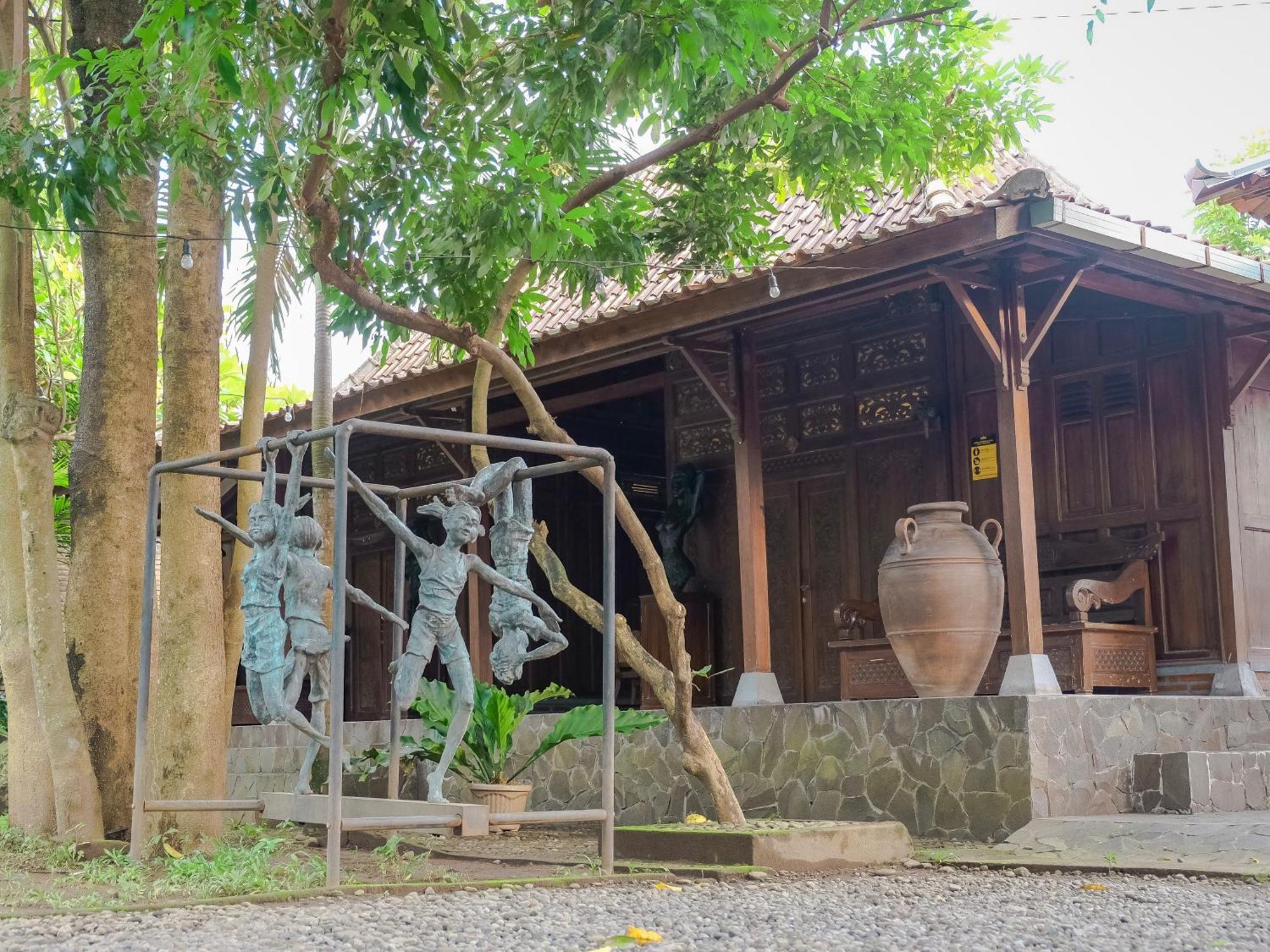 Pendhapa Art Space - Pas Limasan Homestay Prawirotaman Εξωτερικό φωτογραφία