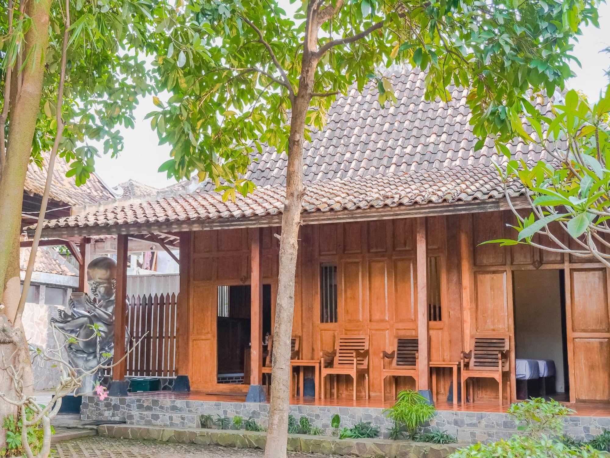 Pendhapa Art Space - Pas Limasan Homestay Prawirotaman Εξωτερικό φωτογραφία