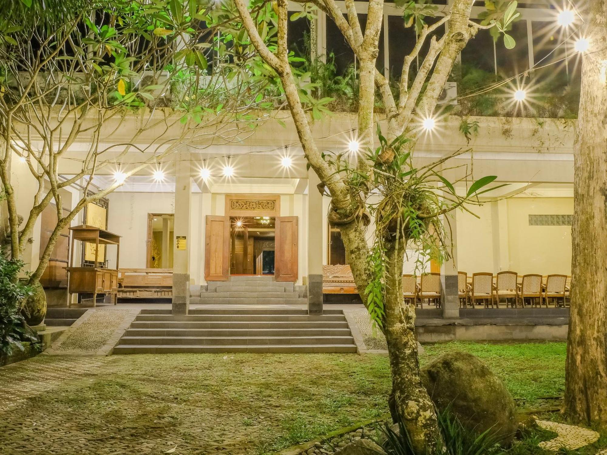 Pendhapa Art Space - Pas Limasan Homestay Prawirotaman Εξωτερικό φωτογραφία